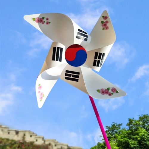 [탑키드] 나라사랑 태극기 사각 바람개비(약 36 x 68cm)