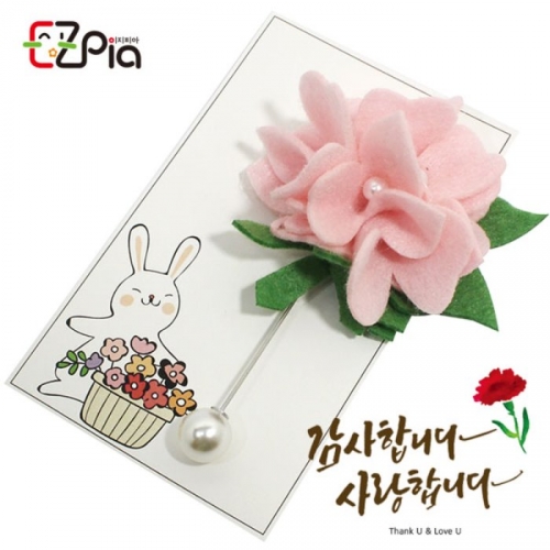 펠트 꽃 브로치 진주