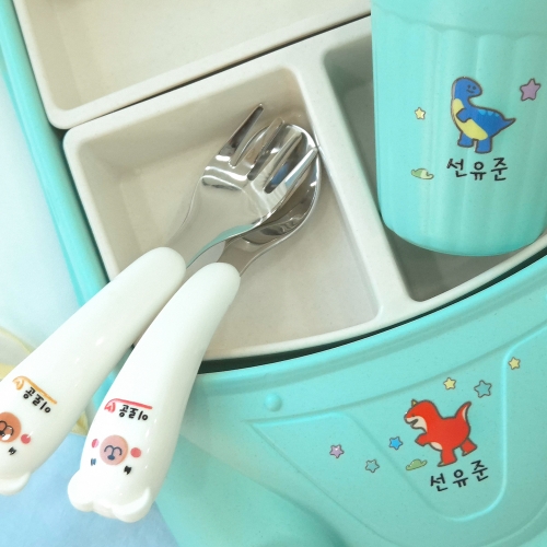 엠보 네임스티커 배경없이 붙이는 타투 스티커 어린이집 투명 반영구 방수 이름표