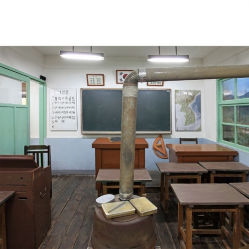 [파티붕붕]D3861 레트로 복고 현수막 / 옛날교실 난로 포토존 현수막 제작